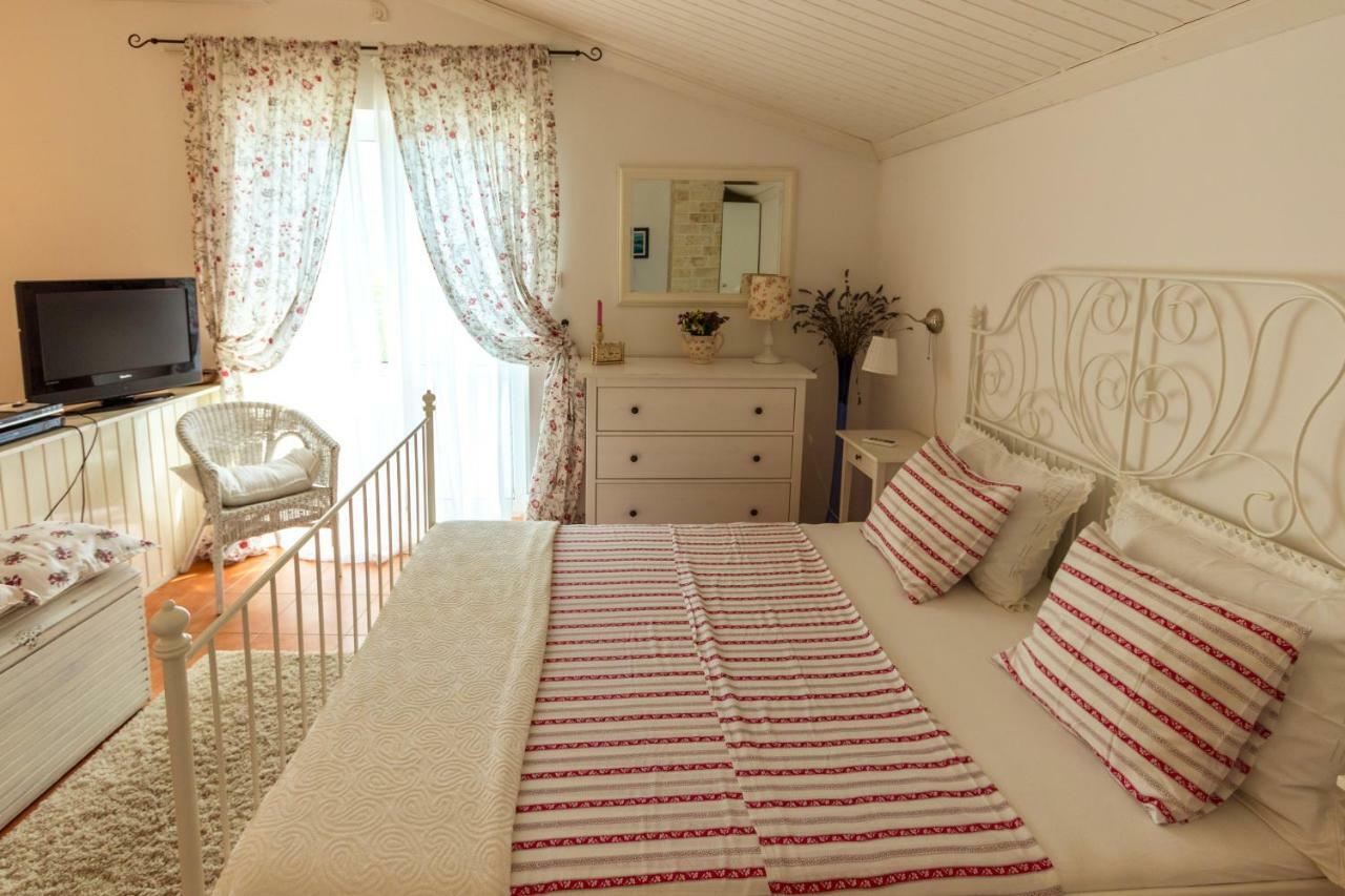 Villa O'Zrna Klis ภายนอก รูปภาพ