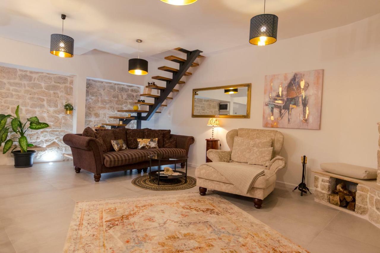 Villa O'Zrna Klis ภายนอก รูปภาพ