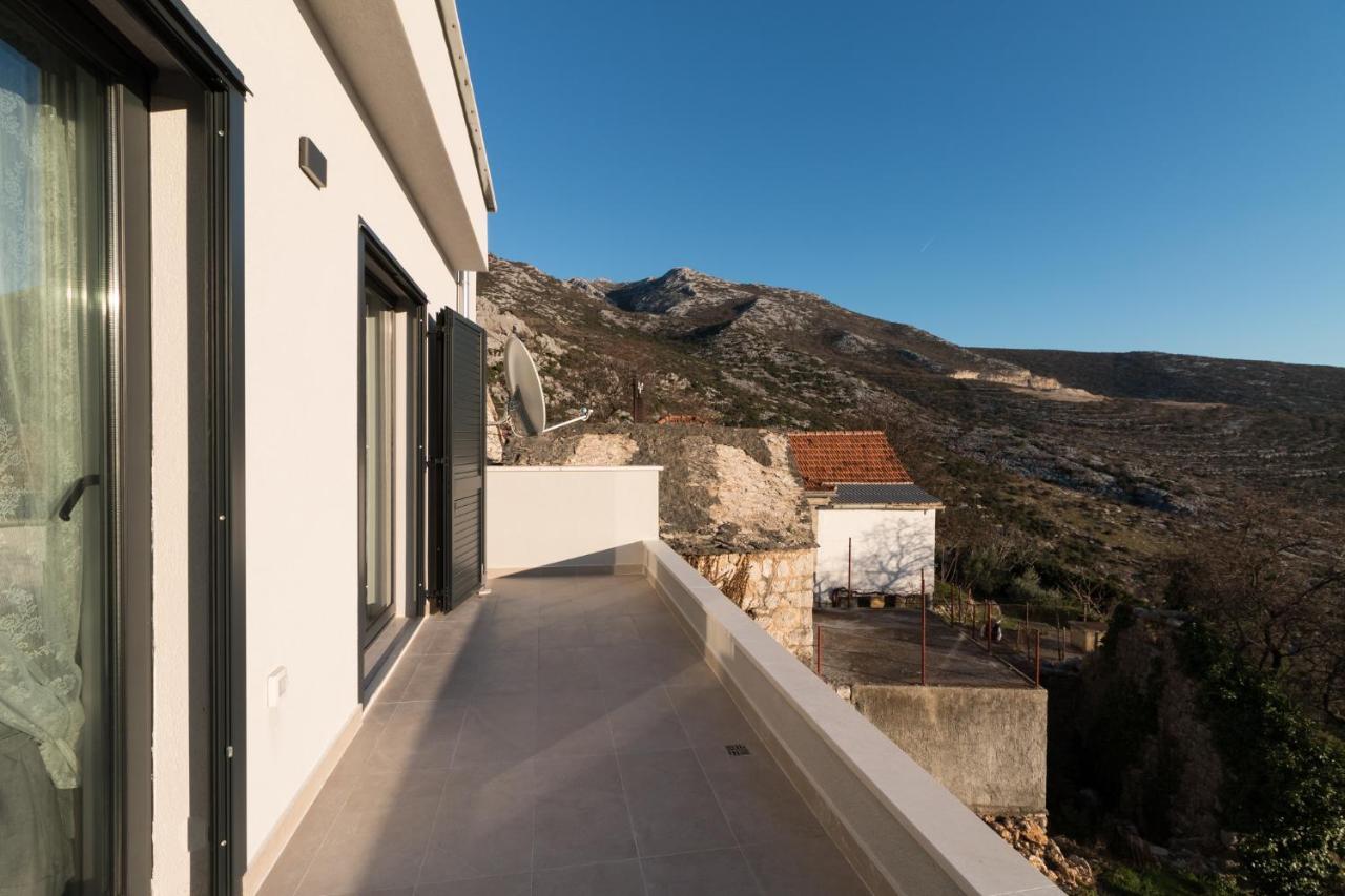 Villa O'Zrna Klis ภายนอก รูปภาพ